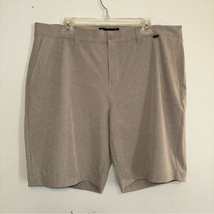 NEW  Travis Mathew Beck Sz 38 Tan Heather Polyester Blend 9" Inseam Golf Shorts